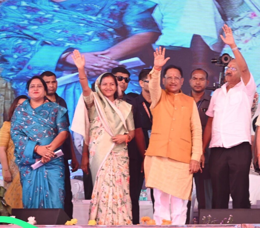 Mahtari Vandan Yojana LIVE : 70 लाख से अधिक महिलाओं के खाते में महतारी वंदन योजना की राशि अंतरित