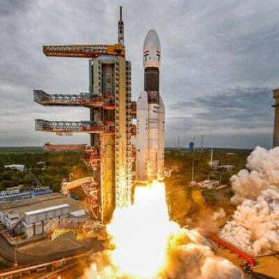 चंद्रयान -3 मून मिशन पर रवाना