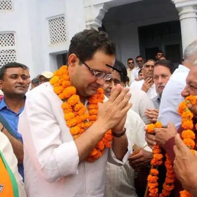 MP Brijendra Singh : भाजपा को बड़ा झटका…! सांसद बृजेंद्र सिंह ने दिया इस्तीफा…कांग्रेस में होंगे शामिल