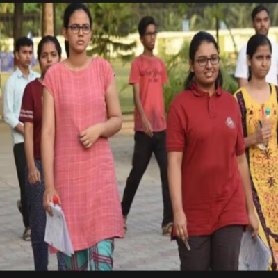 UPJEE Exam 2024 : अब 10 मई तक भर सकेंगे फॉर्म...स्थगित हुई परीक्षा की तारीखें