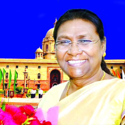 द्रौपदी मुर्मू बनीं पहली आदिवासी राष्ट्रपति