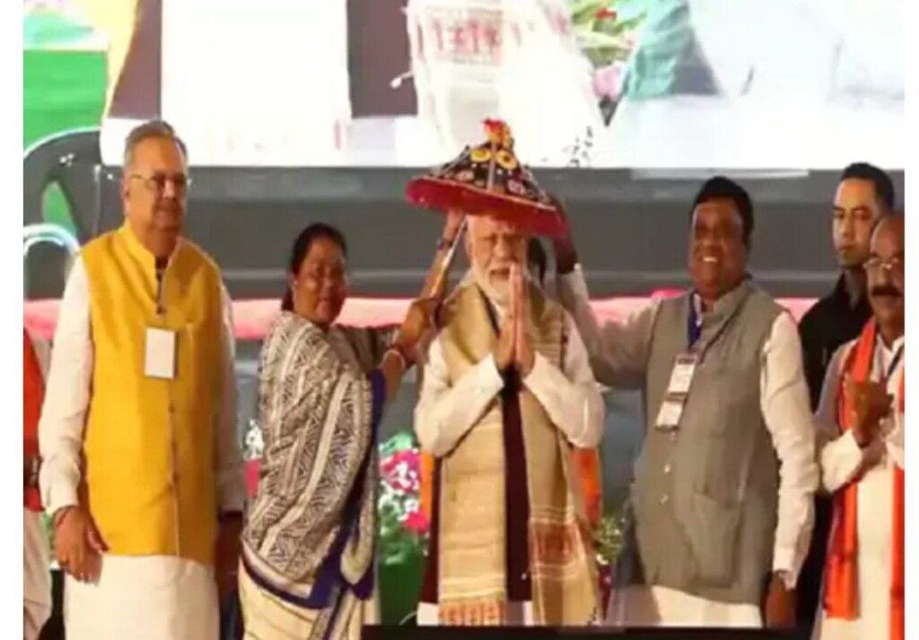 बिलासपुर की चुनावी सभा में पीएम मोदी