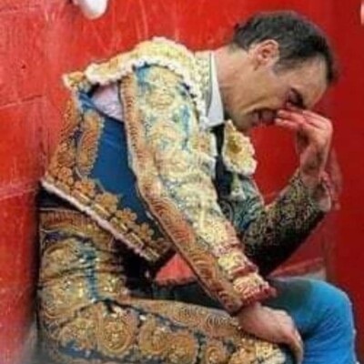 मासूम से नजरें मिलीं और सब छोड़ दिया